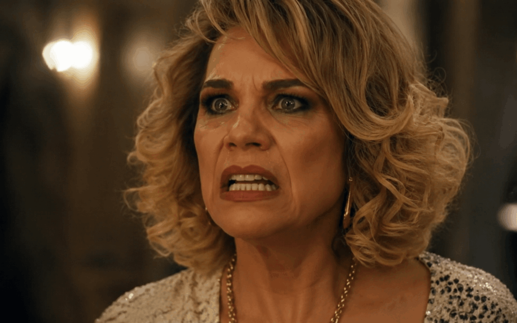 Pilar aparece desesperada e indignada após descobrir uma reviravolta envolvendo a herança de Arthur, em cena dramática da novela Quem Ama Cuida.