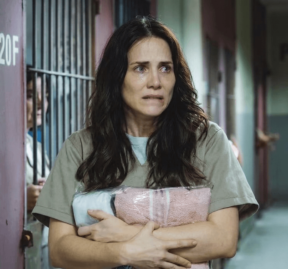 Leia mais sobre o artigo Quem Ama Cuida: Nova fase mostra Adriana cautelosa e fortalecida após período na prisão